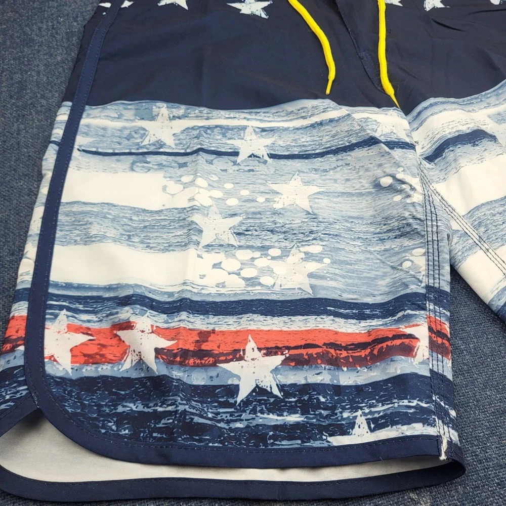 Banana Boat Men Board Shorts Medium Patriotic American Flag Stars Stripes UPF 50